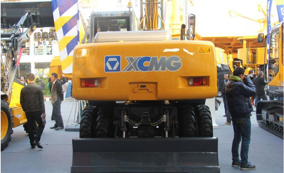 0.58 CBM Bucket Hydraulic Pump Excavator of XCMG With Cummins Engine